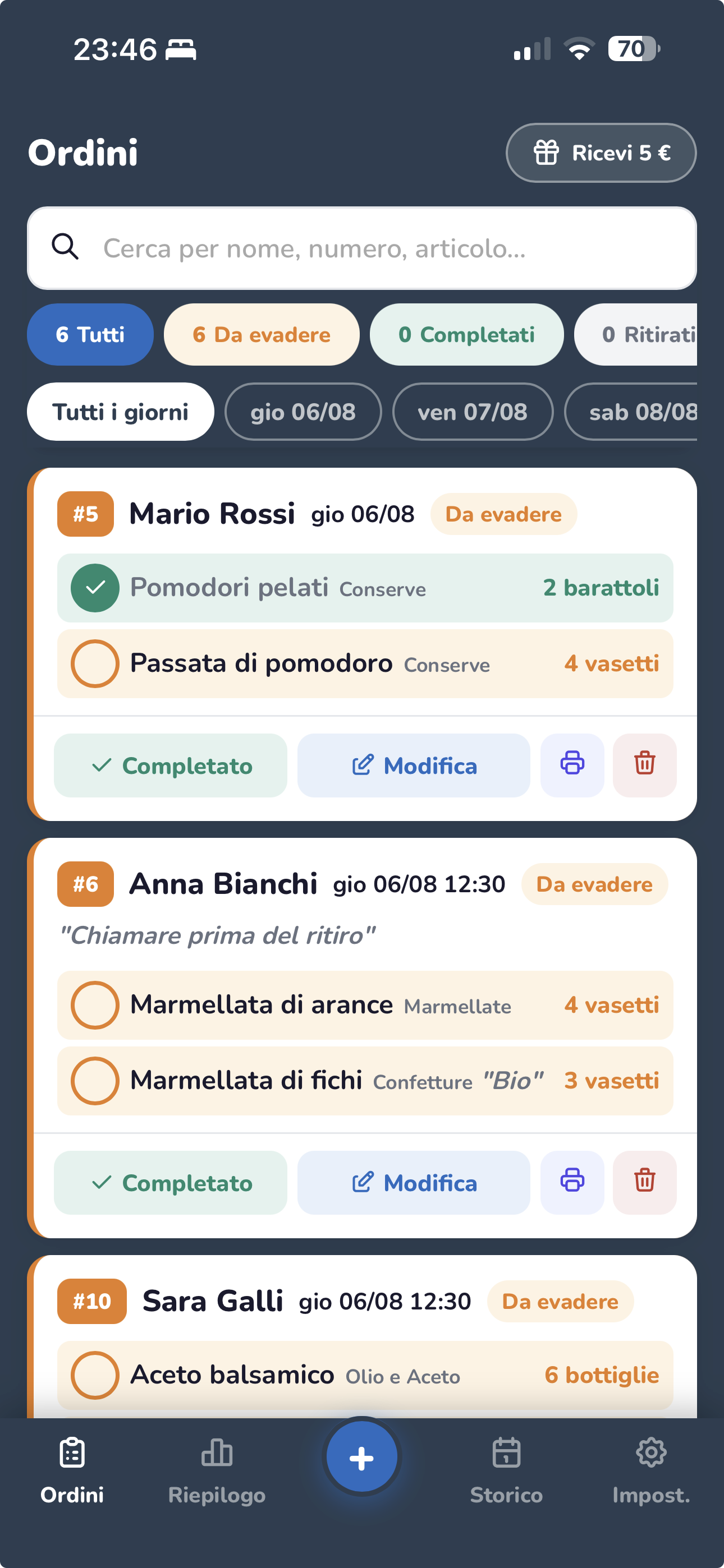 Schermata Ordini di OrdinInOrdine su smartphone, con l'elenco degli ordini di una drogheria